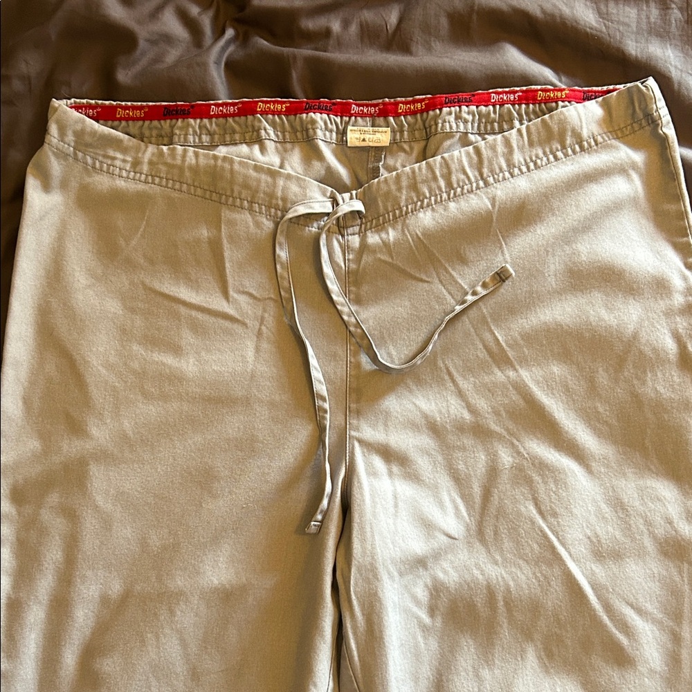Dickies scrub pants